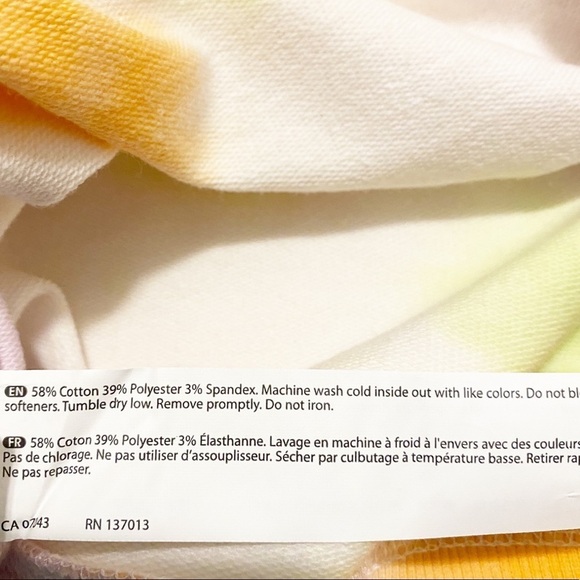 Wildfox Tie Dye Sherbet Wash Crewneck Sweatshirt Soft Cozy Boho Size Medium NWT - Picture 8 of 12